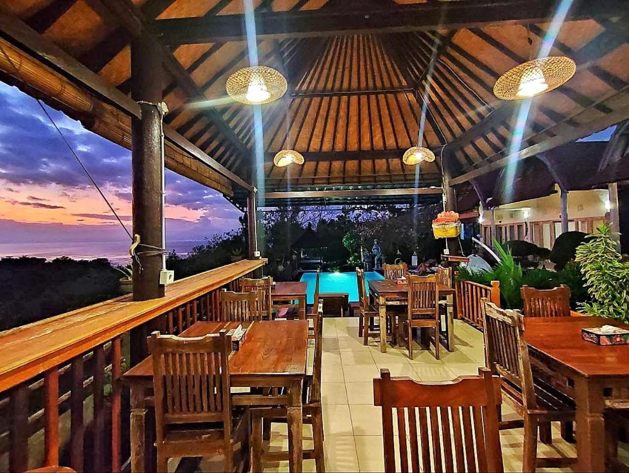 Kaylas Hill Resort Batununggul Exterior photo